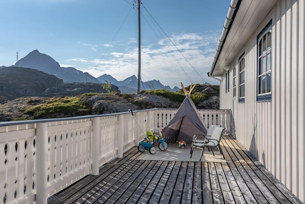 Вилла Sundet Lofoten Holiday House Sund  Экстерьер фото