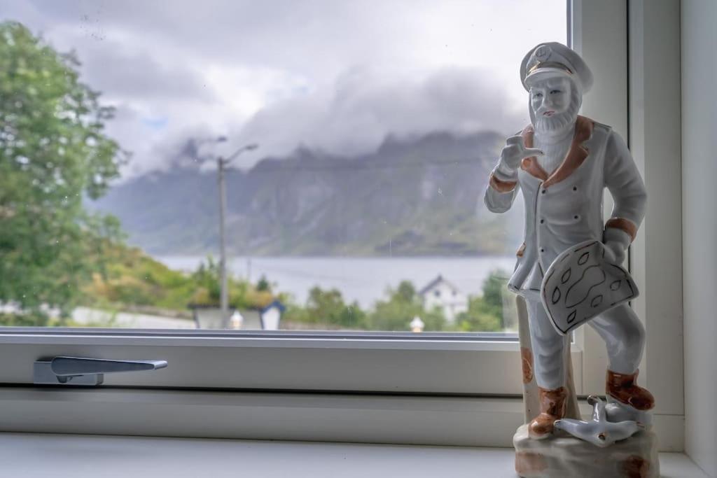 Вилла Sundet Lofoten Holiday House Sund  Экстерьер фото